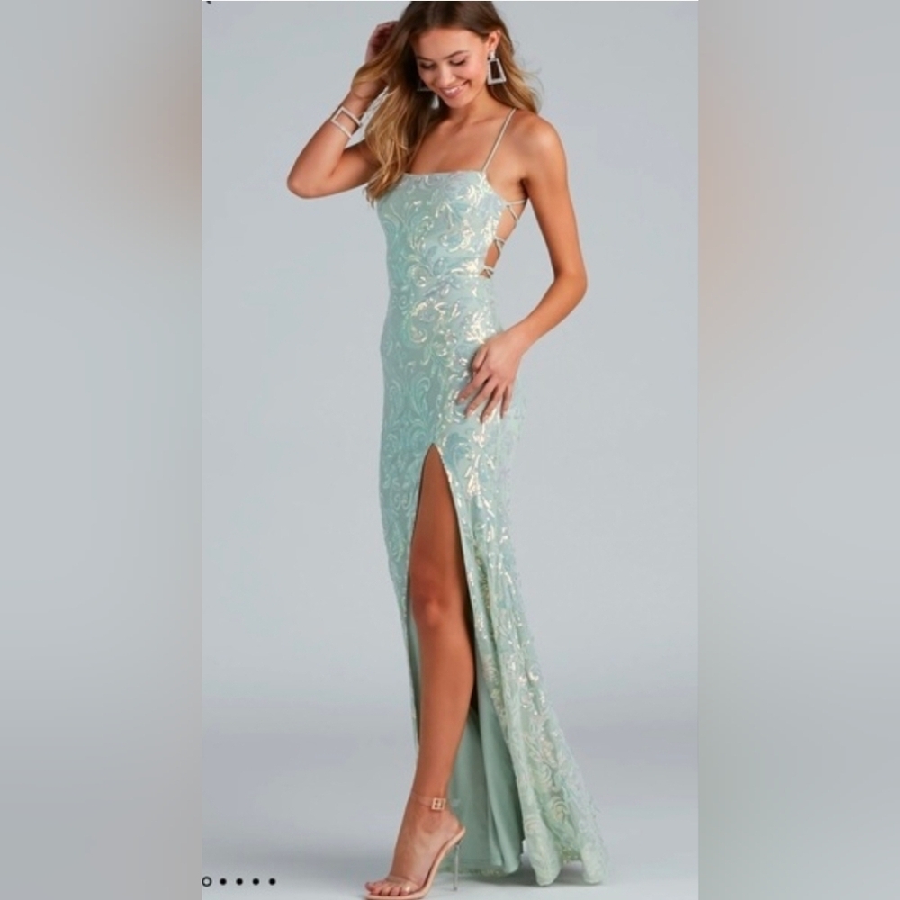 Windsor Mint Backless Maxi Dress SzL New With Tag